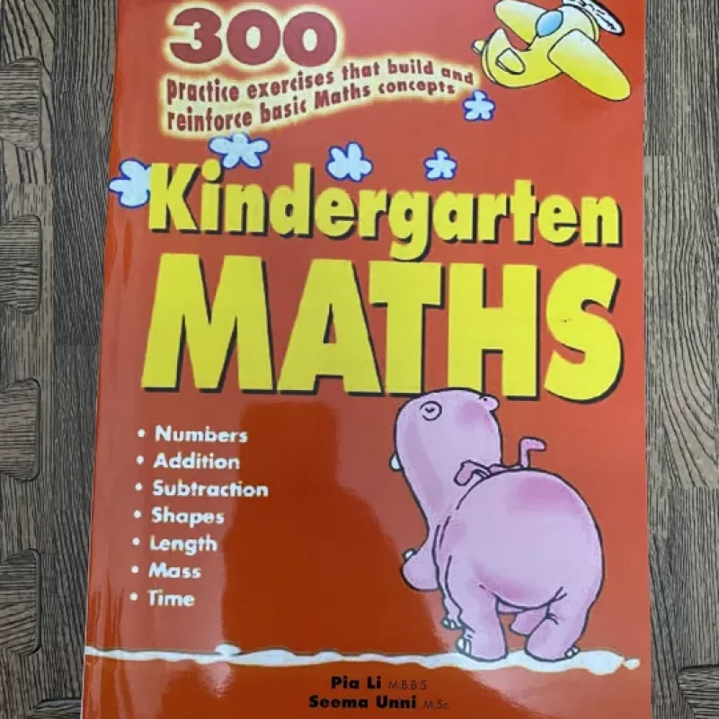 3 cuốn 300 Kindergarten - English - Maths - Science